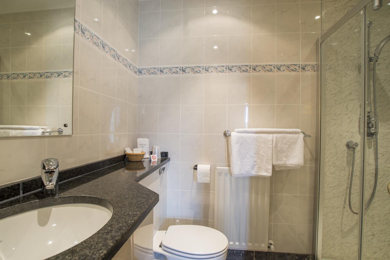 Station Hotel Ellon Экстерьер фото